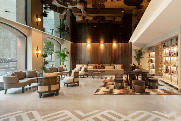 Burdock Hotel