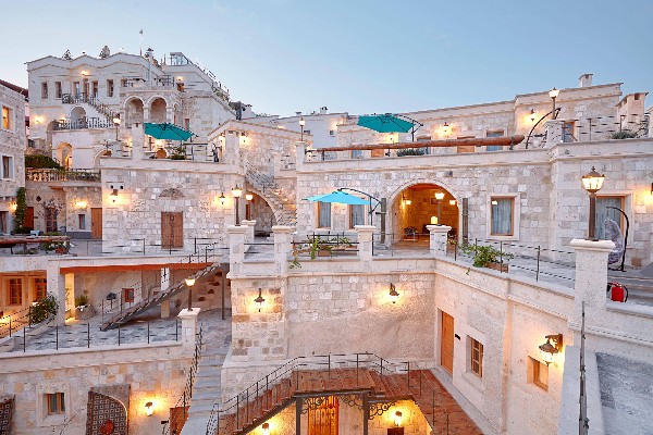 Exedra Cave Hotel