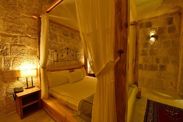 Exedra Cave Hotel