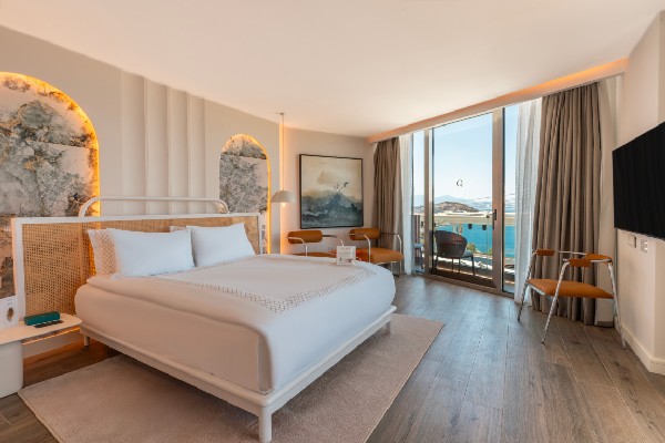 Qlusive Hotel Kuşadasi
